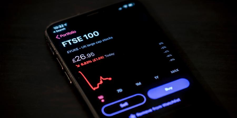 How I invest following Warren Buffett's dead-simple advice